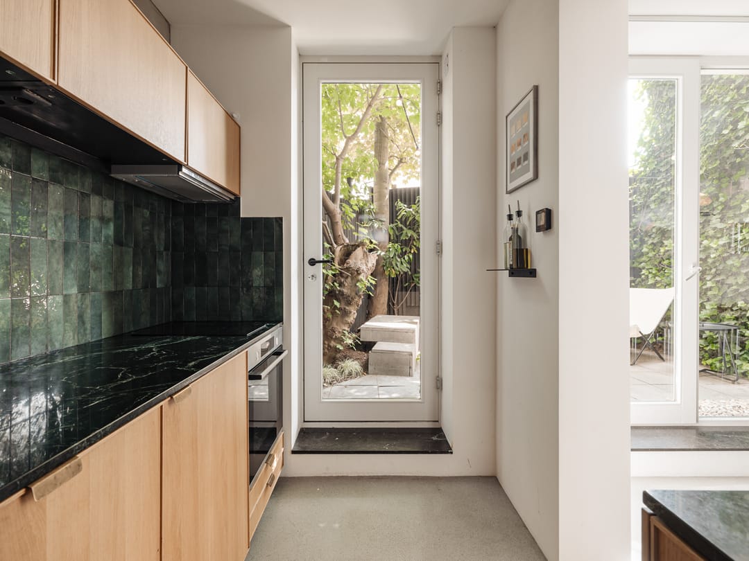 Photo 41 of 2e Middellandstraat 16