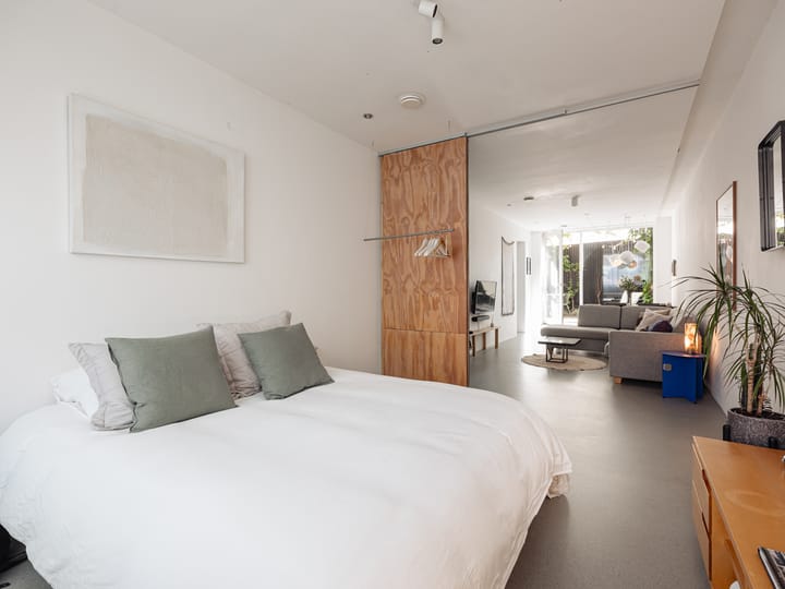 Foto 45 van 2e Middellandstraat 16