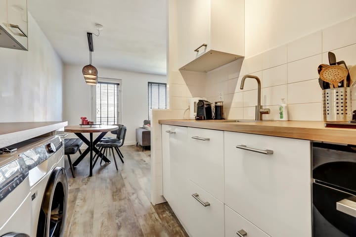 Photo 13 of Bovenbuurtweg 17-C