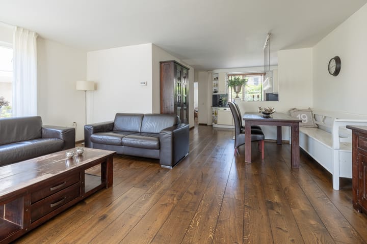 Foto 6 van Heestereng 16