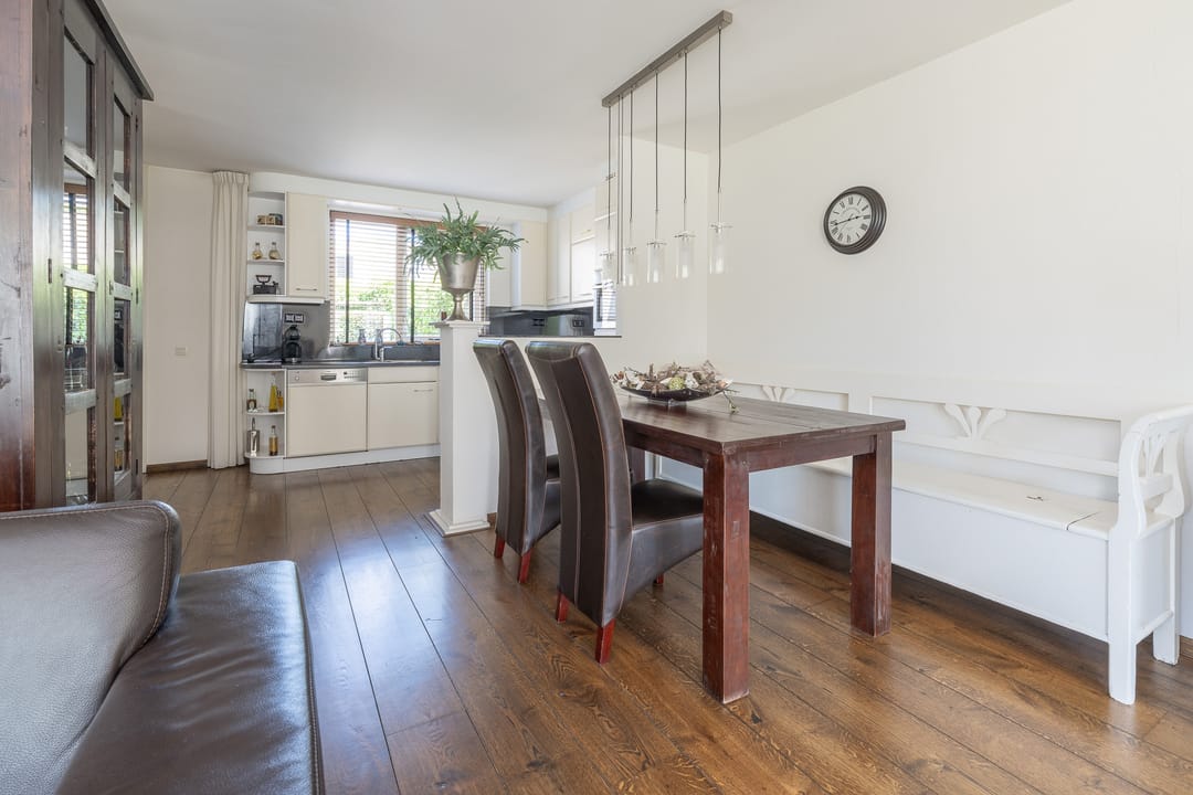 Foto 8 van Heestereng 16