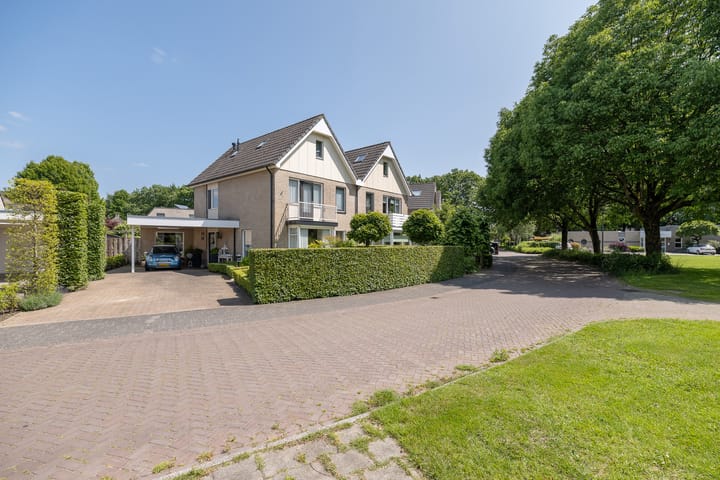 Foto 51 van Heestereng 16