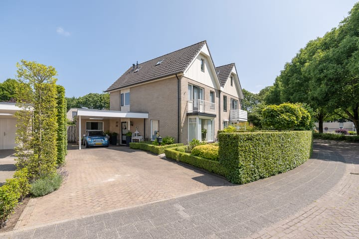 Foto 53 van Heestereng 16