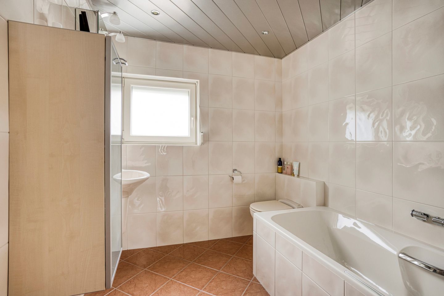 Foto 14 van Stationsweg 127