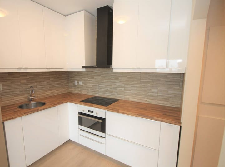 Foto 3 van Simon Carmiggelthof 95