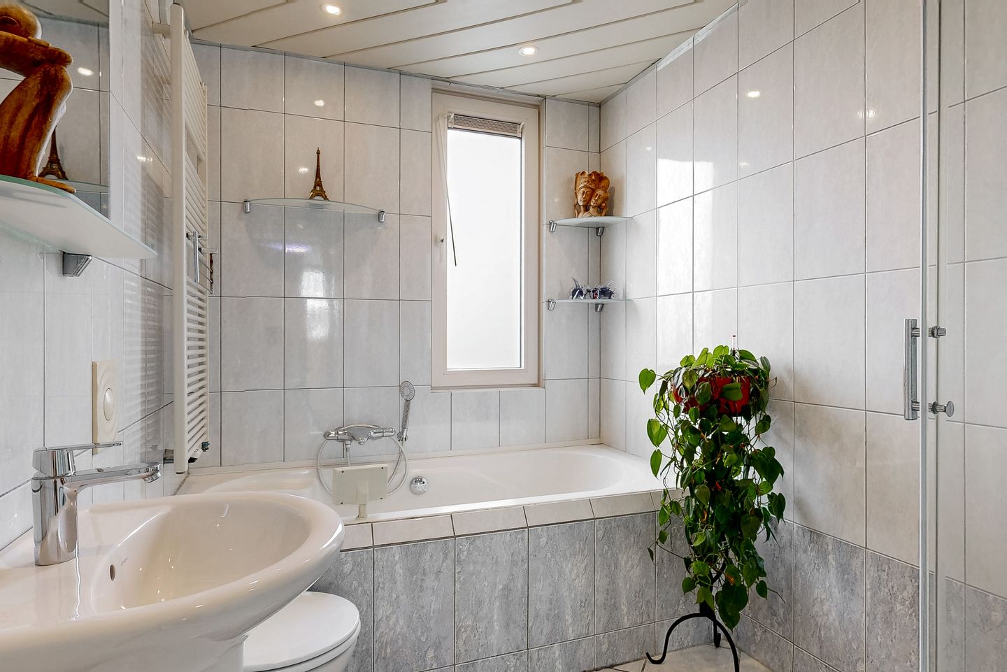 Photo 4 of Annette Versluys-Poelmanstraat 17