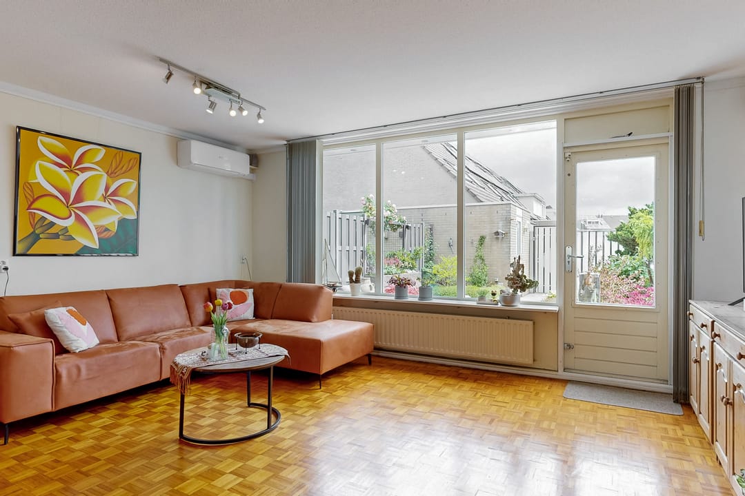 Photo 13 of Annette Versluys-Poelmanstraat 17