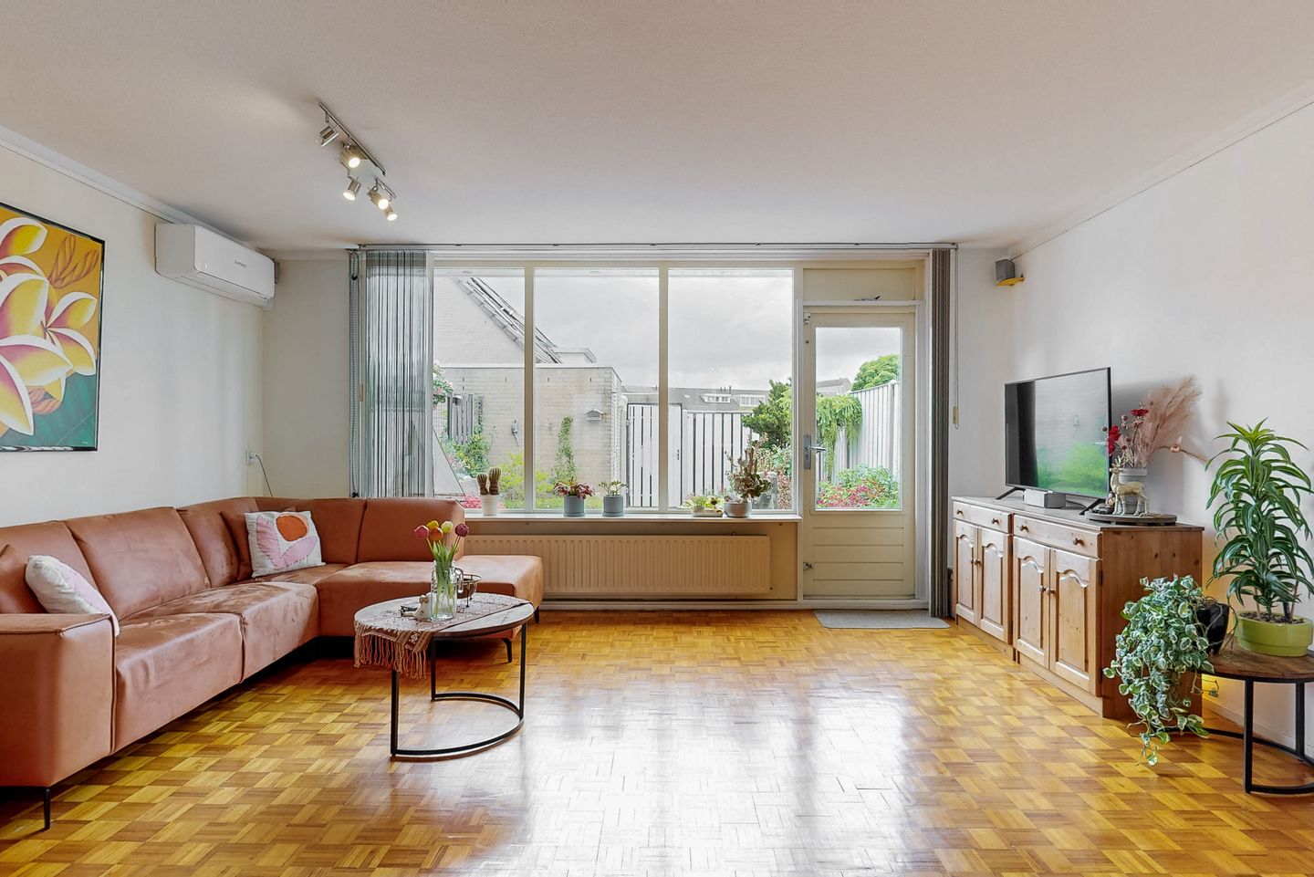 Photo 14 of Annette Versluys-Poelmanstraat 17