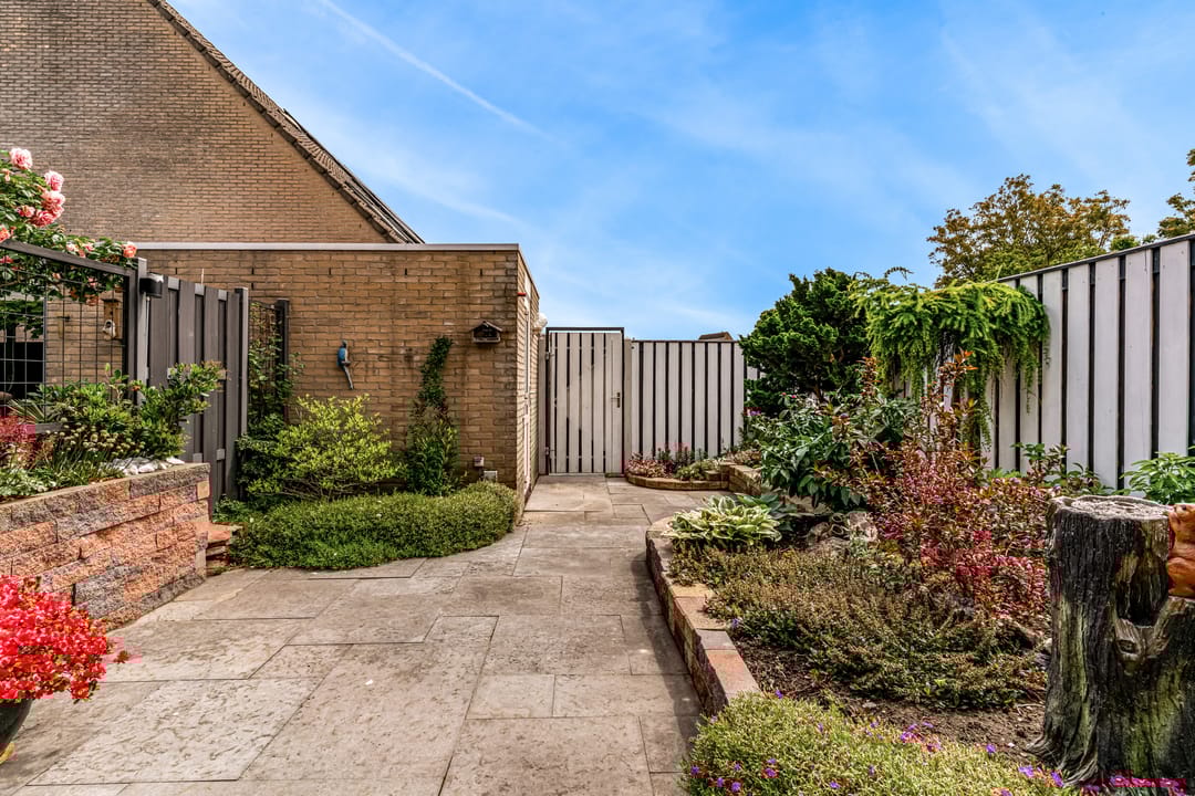 Photo 38 of Annette Versluys-Poelmanstraat 17