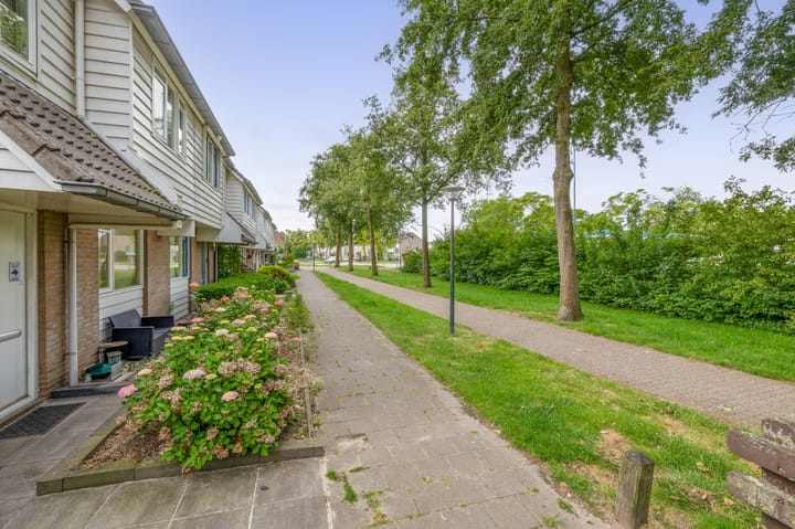 Foto 4 van Hermelijnweide 22