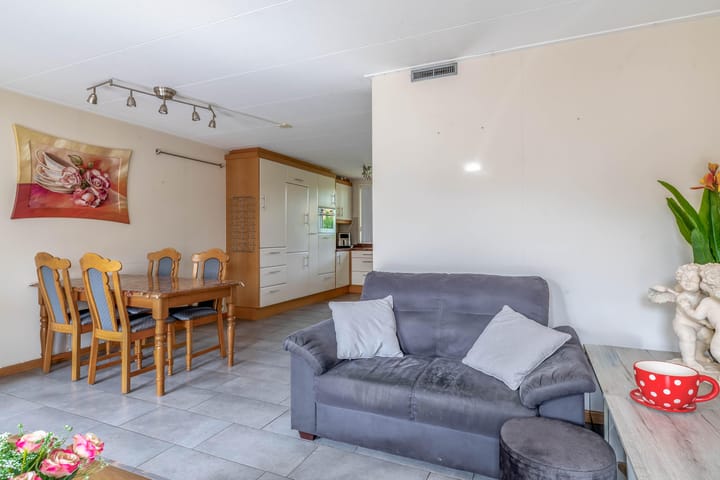 Foto 10 van Hermelijnweide 22