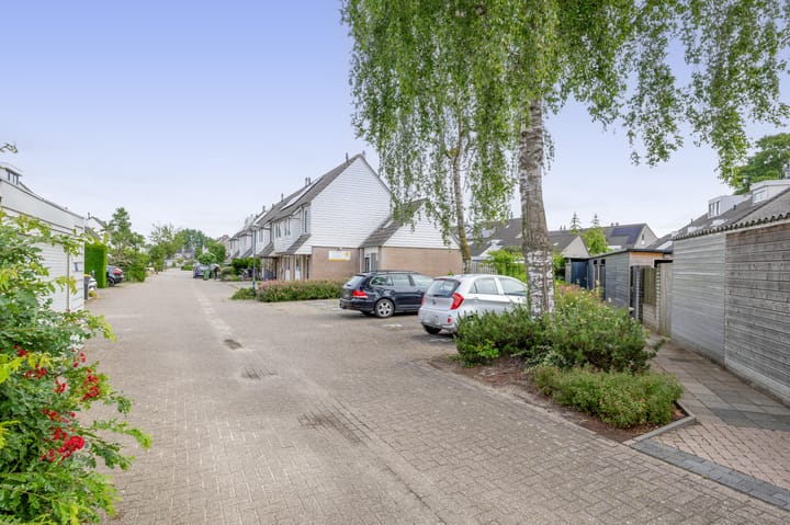 Foto 32 van Hermelijnweide 22