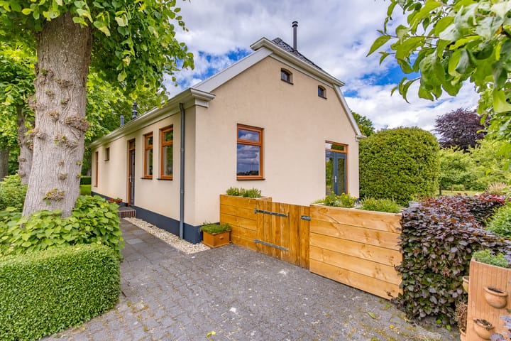 Photo 37 of B.L. Tijdensweg 13