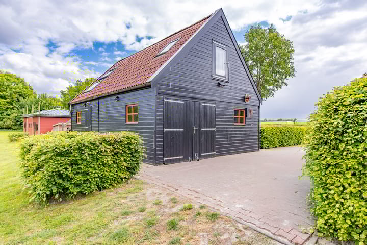 Photo 48 of B.L. Tijdensweg 13