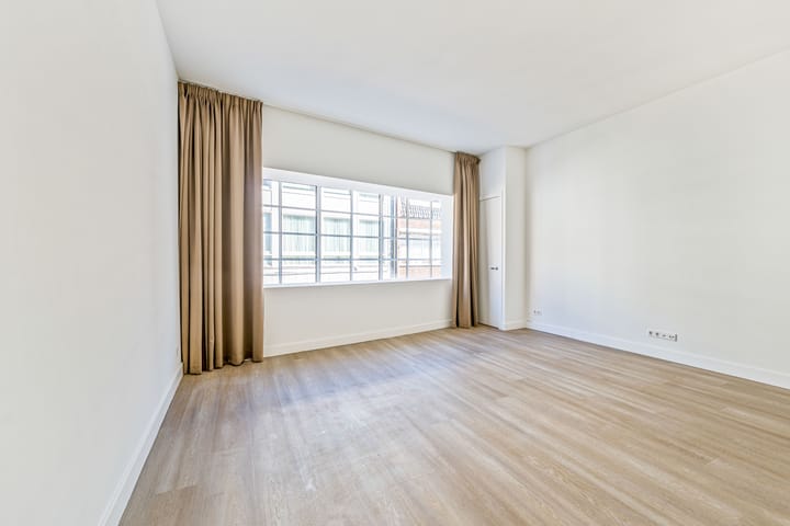 Foto 8 van Zeedijk 4-A