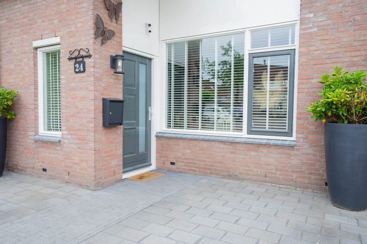 Photo 2 of IJsselplein 24