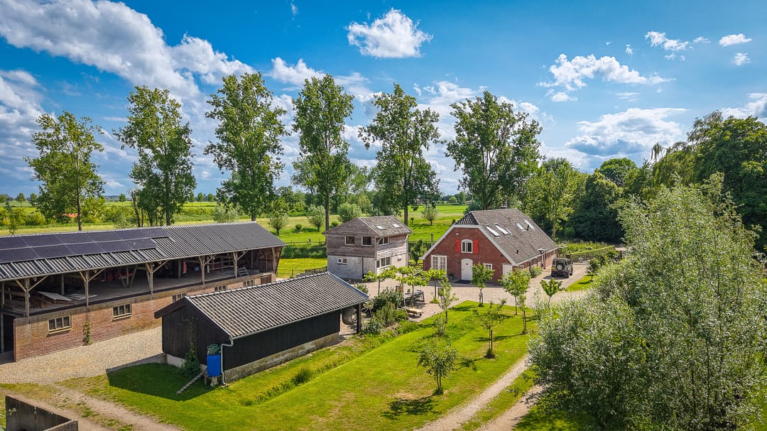 Photo 2 of Langbroekerdijk B 36