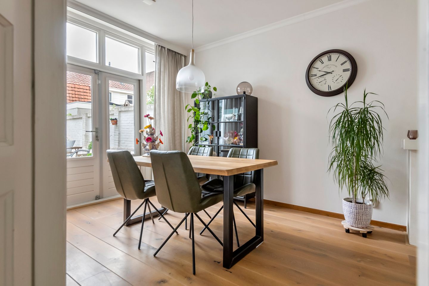 Foto 19 van St. Walburgbuitensingel 17