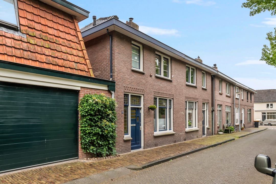 Foto 61 van St. Walburgbuitensingel 17