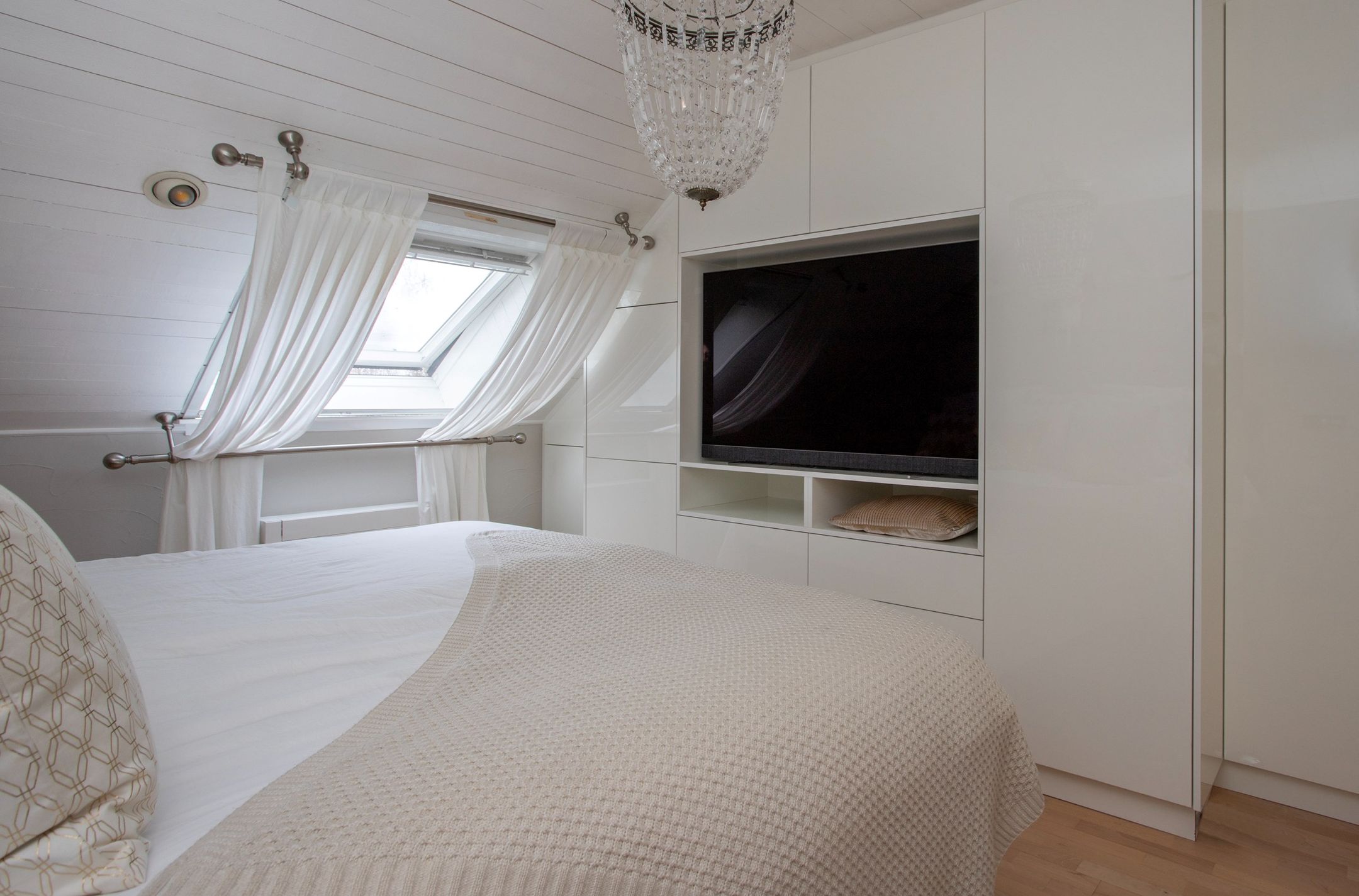 Foto 21 van Pikoreistraat 6-A