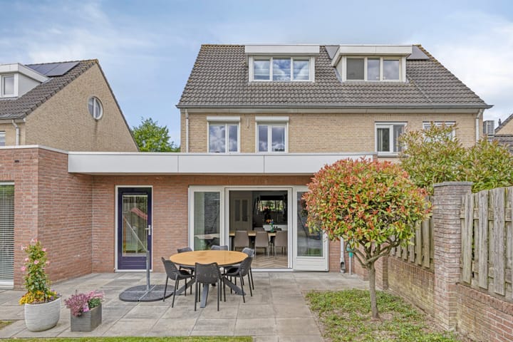 Photo 35 of Sterappel 12