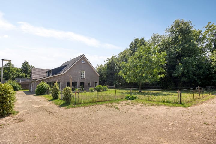 Foto 10 van Berghemseweg 16