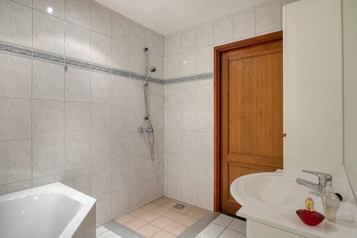 Foto 26 van Berghemseweg 16