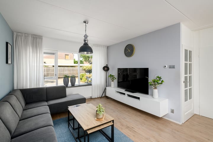 Foto 6 van De Nova Cura 140