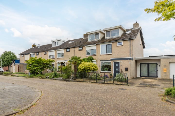 Photo 6 of Europastraat 36