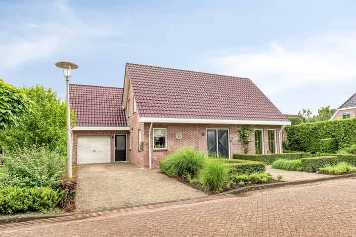 Photo 2 of Laurier 12