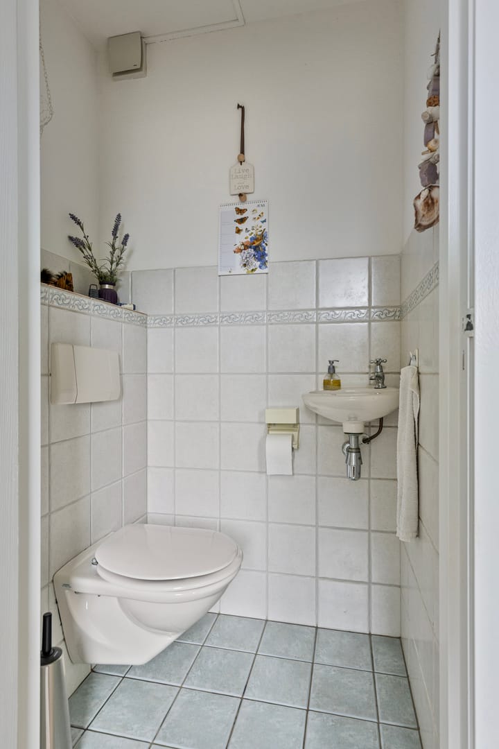 Photo 4 of Laurier 12