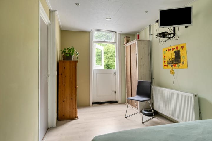 Photo 20 of Oosterhuisweg 18