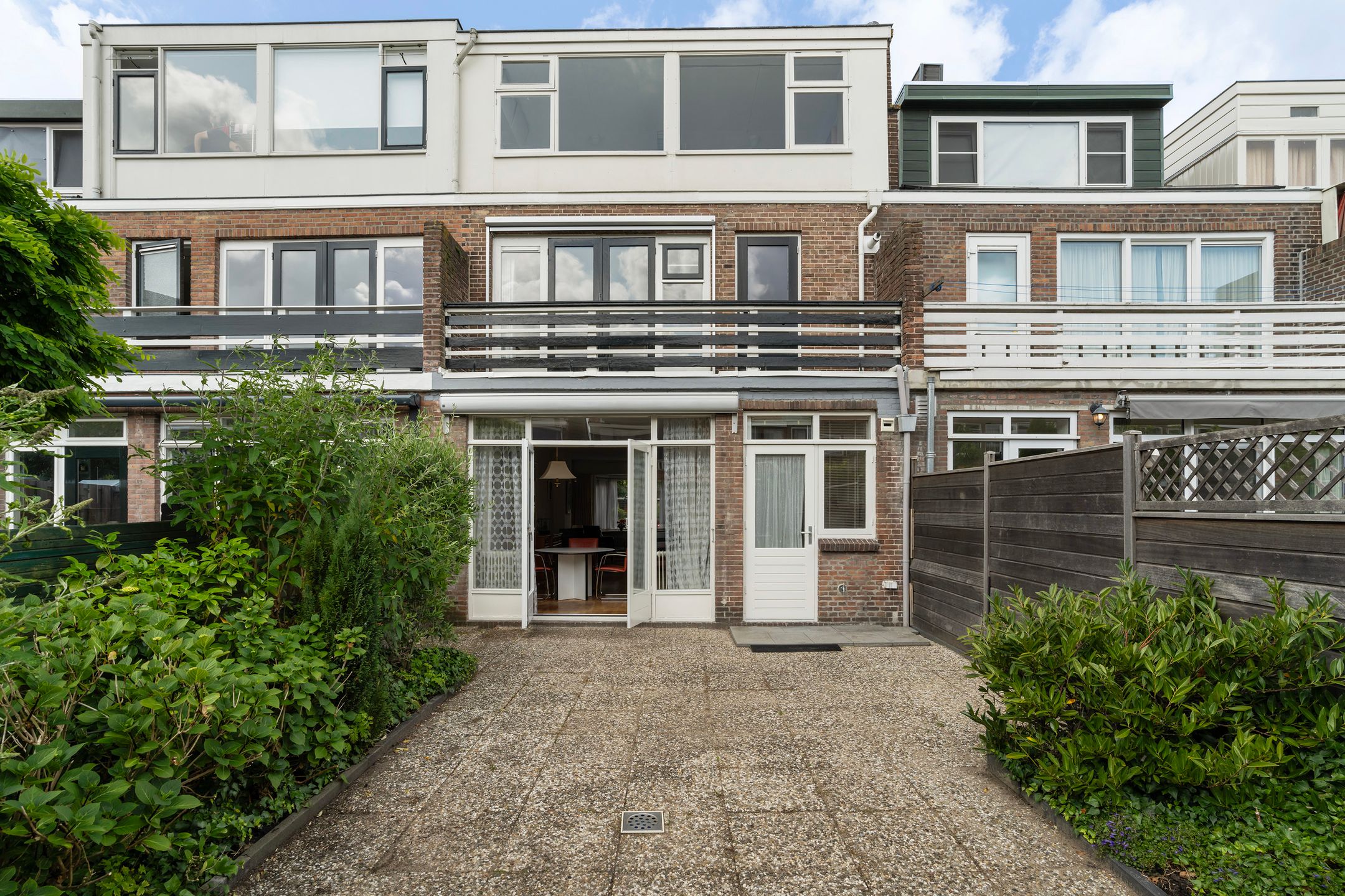 Foto 15 van Hof van Delftlaan 27