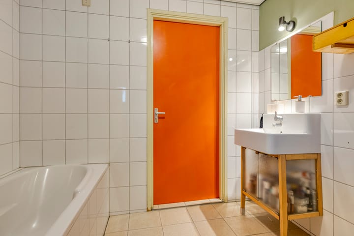 Photo 23 of Oosterhuisweg 18