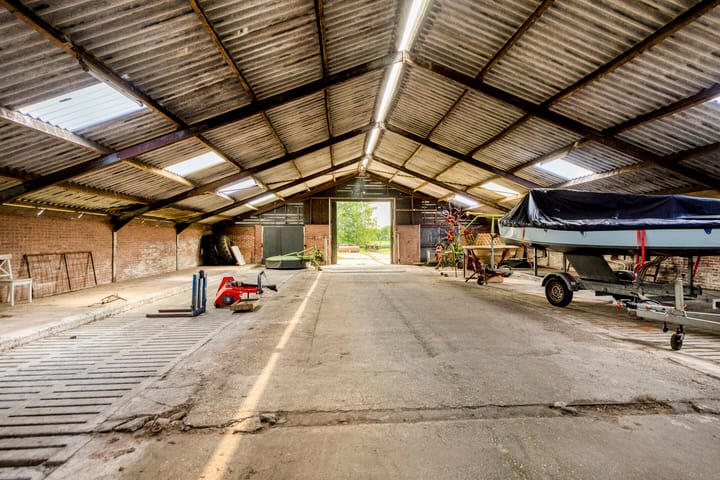 Photo 50 of Oosterhuisweg 18