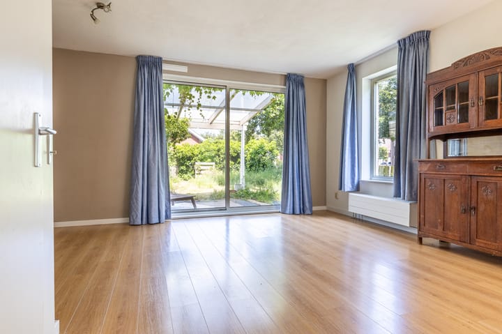 Foto 8 van Uitwierderweg 155