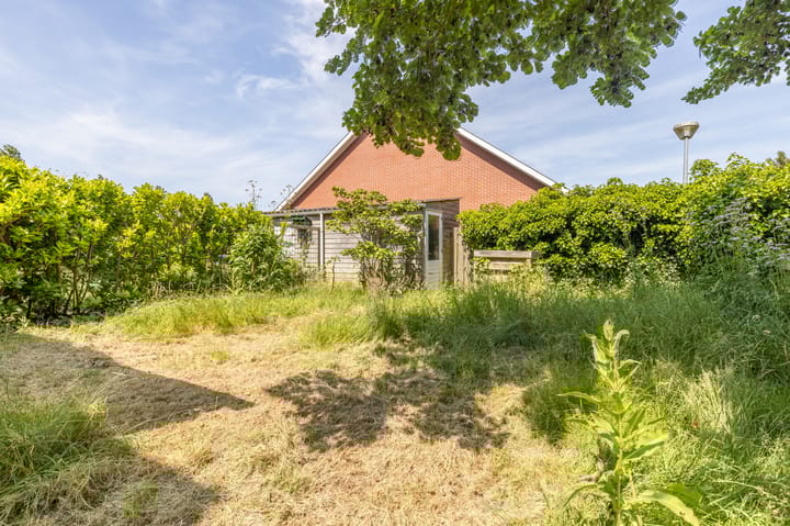 Foto 24 van Uitwierderweg 155