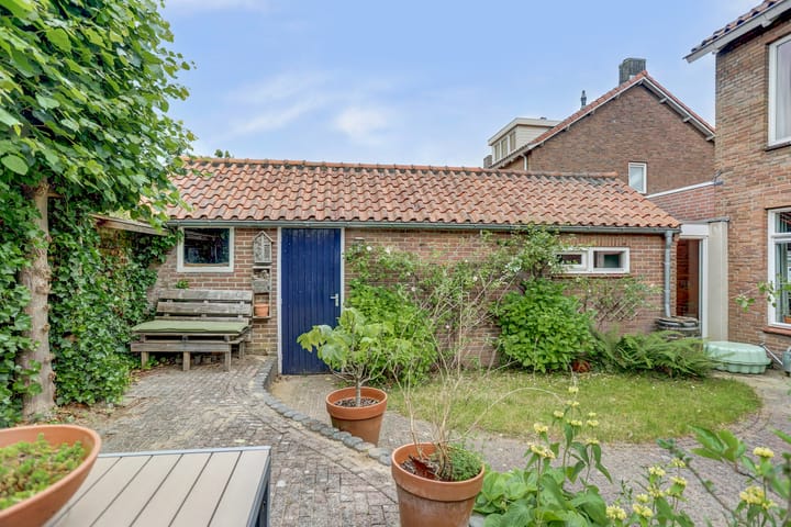 Foto 49 van Einsteinstraat 38