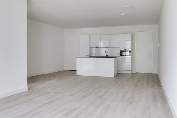 Foto 3 van Naritaweg 197-D