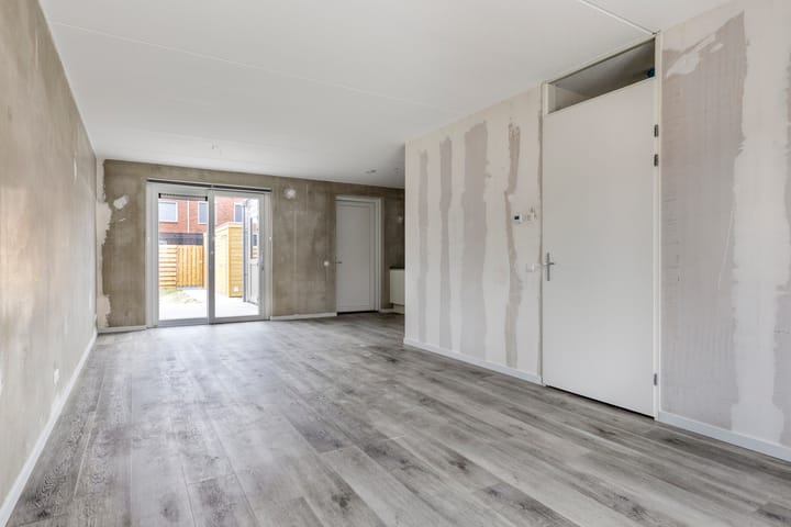 Photo 8 of Houwerdastraat 45