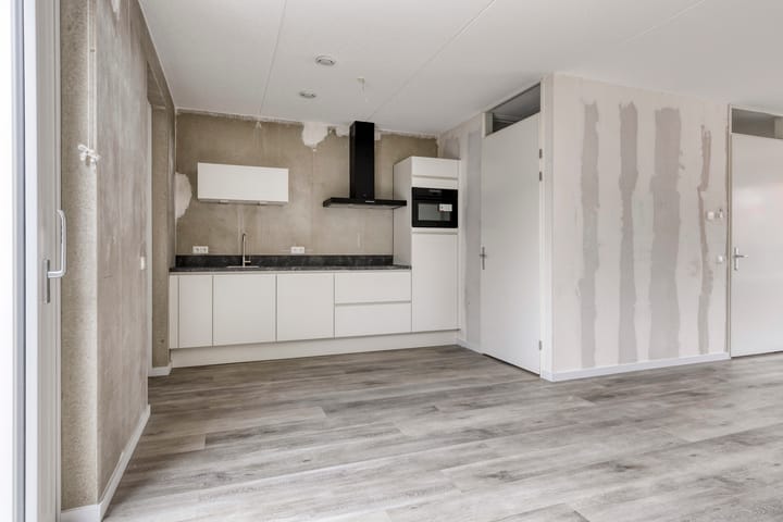 Photo 10 of Houwerdastraat 45