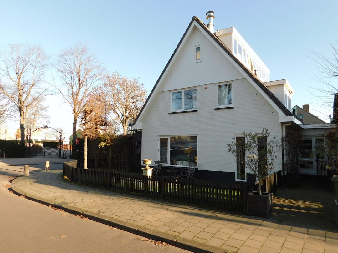 Foto 82 van Rustoordstraat 15