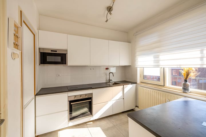 Foto 9 van Kwinkenplein 39