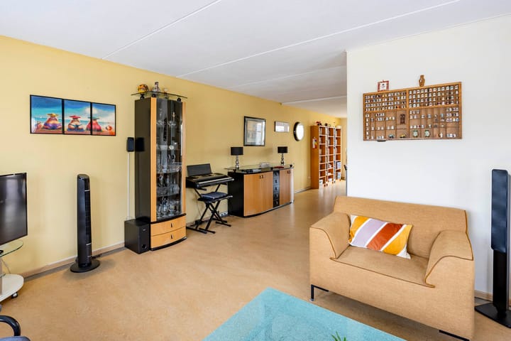 Photo 8 of De Schoevert 15