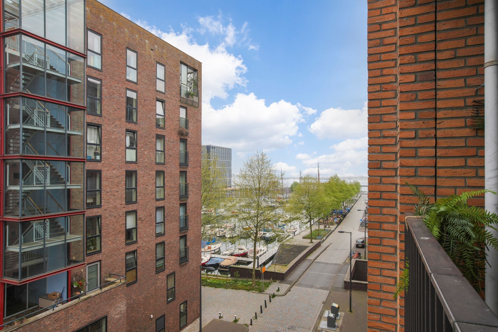 Foto 6 van Eva Besnyöstraat 67