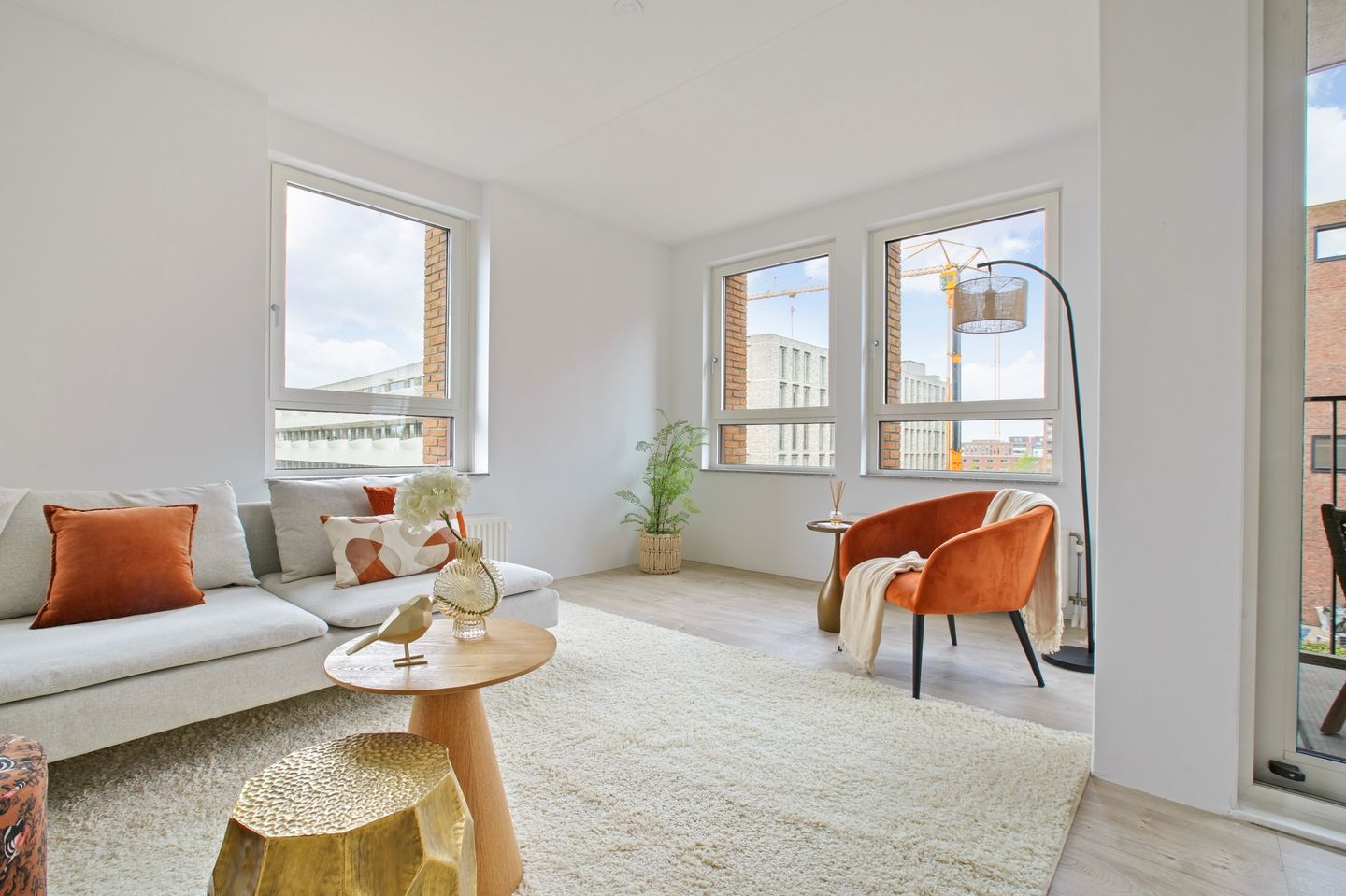 Foto 10 van Eva Besnyöstraat 67