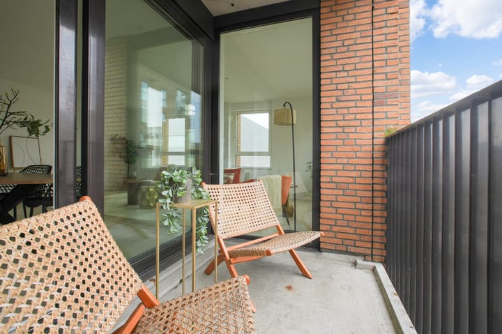 Photo 14 of Eva Besnyöstraat 67