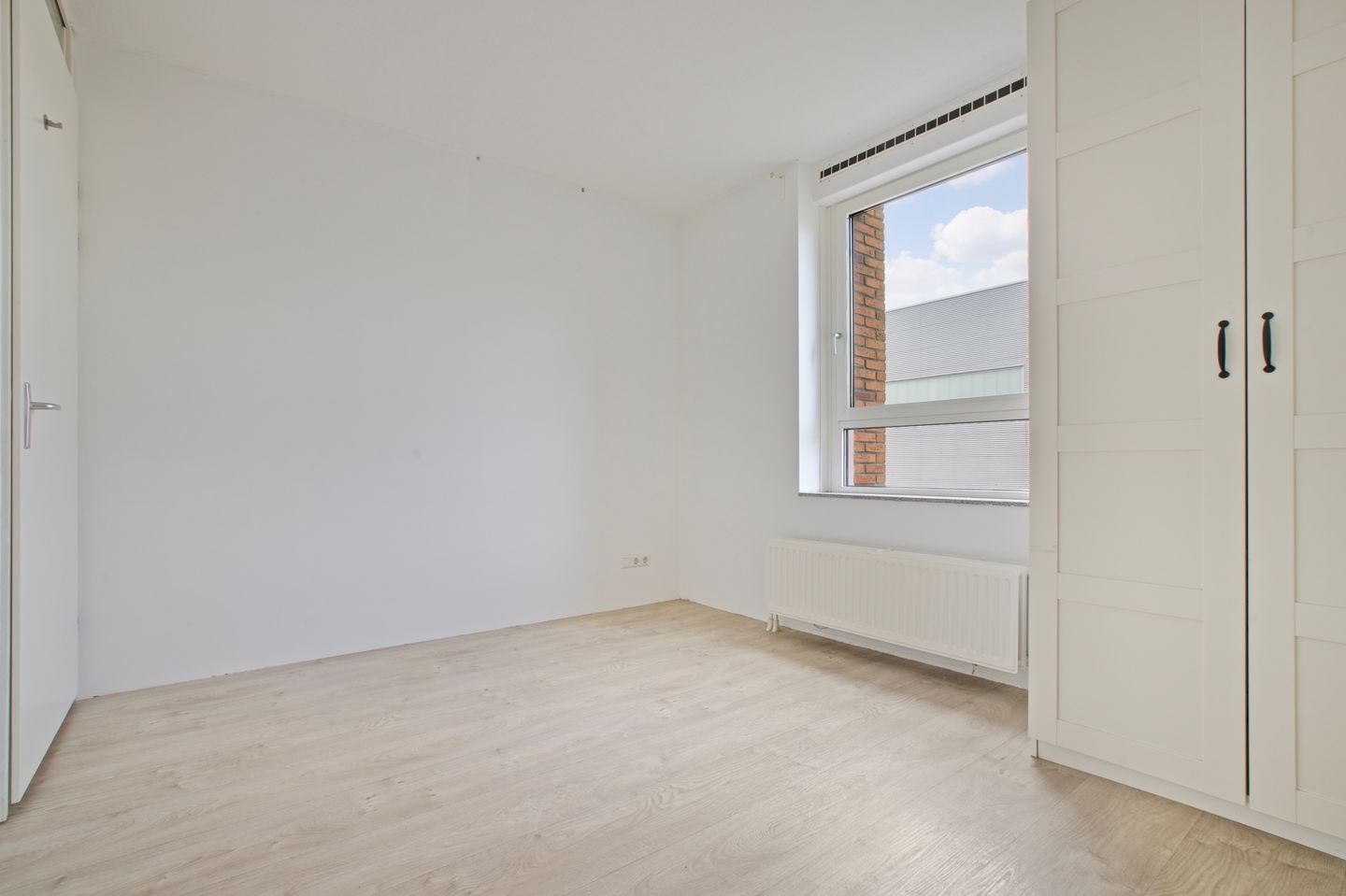 Foto 20 van Eva Besnyöstraat 67