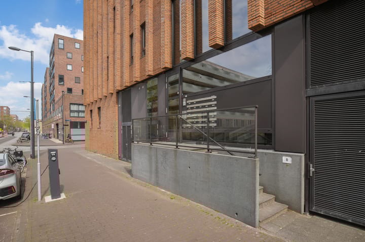 Photo 28 of Eva Besnyöstraat 67