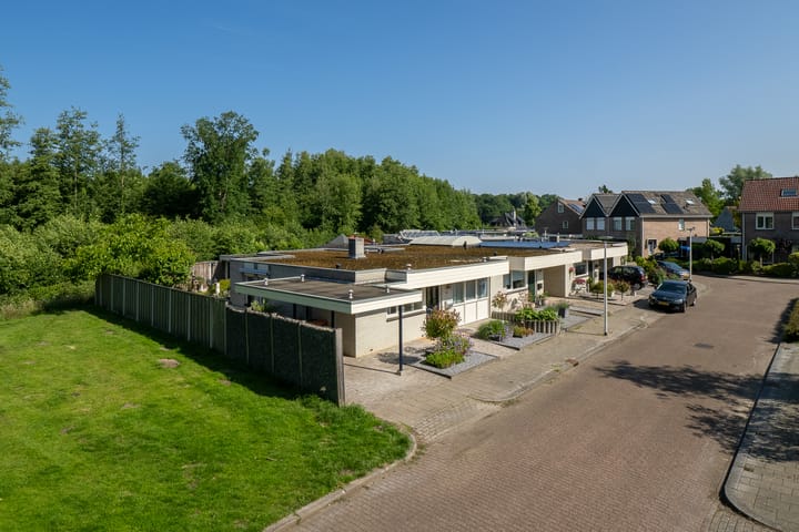 Foto 30 van Lou Bandystraat 44